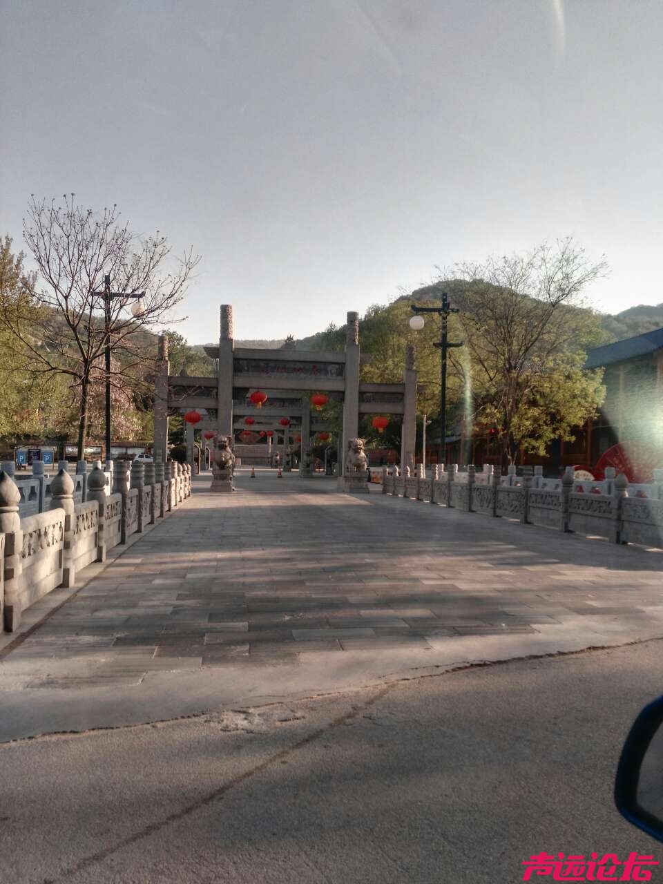 过路石门寺