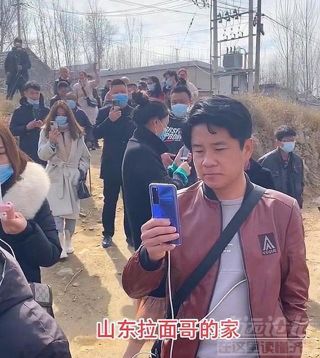 临沂费县的拉面哥真火啊!